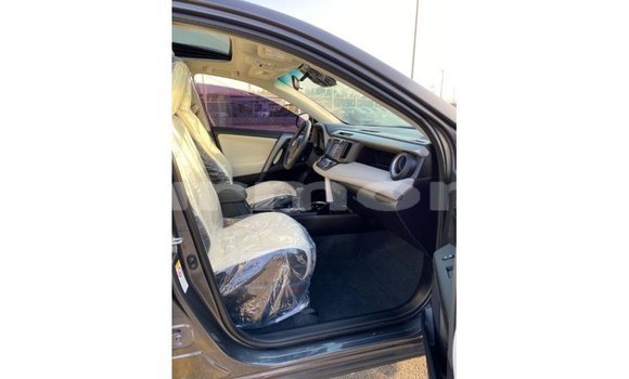 Buy Import Toyota HiAce Other Truck in Import - Dubai in Agalega Islands Buy Import Toyota HiAce Other Truck in Import - Dubai in Agalega Islands