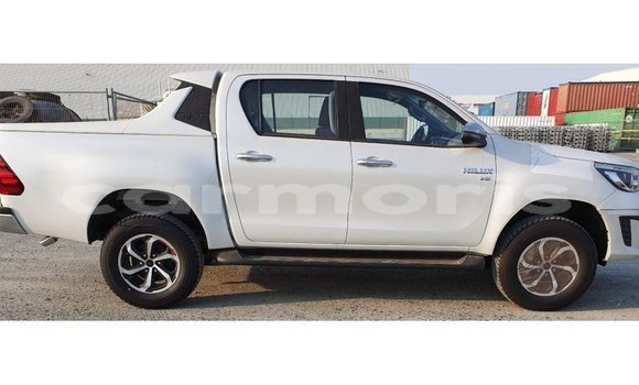 Buy Import Toyota Hilux White Car in Import - Dubai in Agalega Islands Buy Import Toyota Hilux White Car in Import - Dubai in Agalega Islands