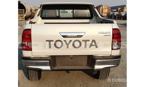 Buy Import Toyota Hilux White Car in Import - Dubai in Agalega Islands Buy Import Toyota Hilux White Car in Import - Dubai in Agalega Islands