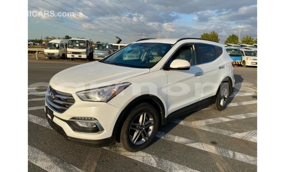 Buy Import Hyundai Santa Fe White Car in Import - Dubai in Agalega Islands Buy Import Hyundai Santa Fe White Car in Import - Dubai in Agalega Islands