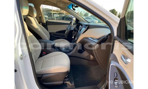 Buy Import Hyundai Santa Fe White Car in Import - Dubai in Agalega Islands Buy Import Hyundai Santa Fe White Car in Import - Dubai in Agalega Islands