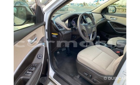 Buy Import Hyundai Santa Fe White Car in Import - Dubai in Agalega Islands Buy Import Hyundai Santa Fe White Car in Import - Dubai in Agalega Islands