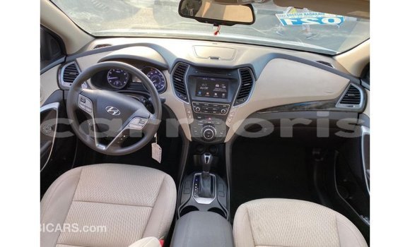 Buy Import Hyundai Santa Fe White Car in Import - Dubai in Agalega Islands Buy Import Hyundai Santa Fe White Car in Import - Dubai in Agalega Islands