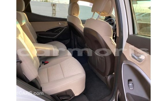 Buy Import Hyundai Santa Fe White Car in Import - Dubai in Agalega Islands Buy Import Hyundai Santa Fe White Car in Import - Dubai in Agalega Islands