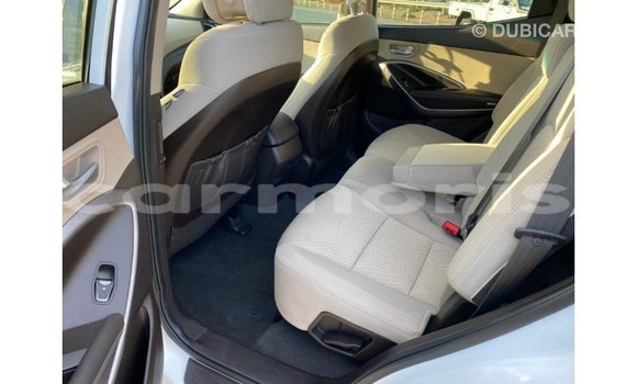 Buy Import Hyundai Santa Fe White Car in Import - Dubai in Agalega Islands Buy Import Hyundai Santa Fe White Car in Import - Dubai in Agalega Islands