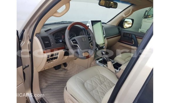 Buy Import Toyota Land Cruiser Other Car in Import - Dubai in Agalega Islands Buy Import Toyota Land Cruiser Other Car in Import - Dubai in Agalega Islands