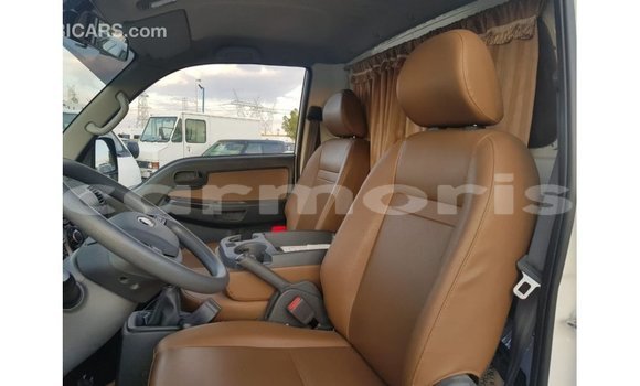 Buy Import Kia Carens White Car in Import - Dubai in Agalega Islands Buy Import Kia Carens White Car in Import - Dubai in Agalega Islands