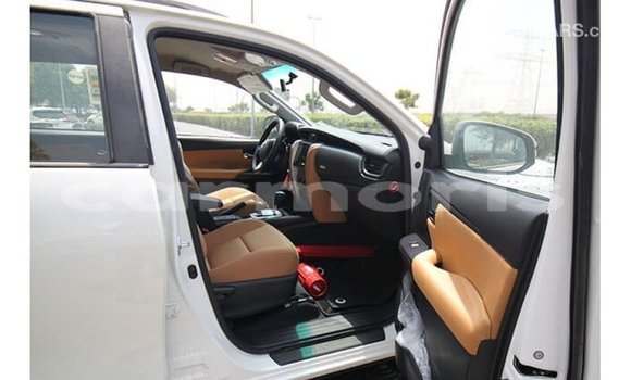 Buy Import Toyota Fortuner White Car in Import - Dubai in Agalega Islands Buy Import Toyota Fortuner White Car in Import - Dubai in Agalega Islands