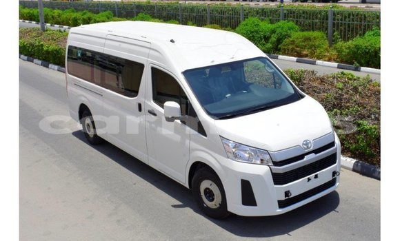 Buy Import Toyota Hiace White Car in Import - Dubai in Agalega Islands Buy Import Toyota Hiace White Car in Import - Dubai in Agalega Islands