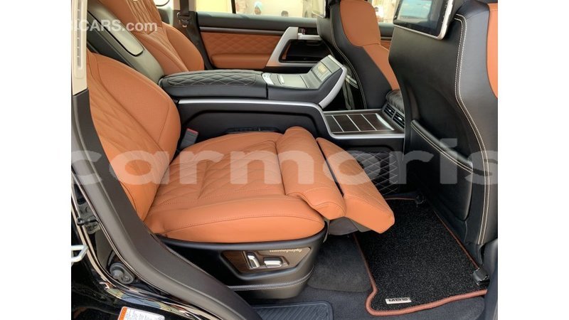 Big with watermark toyota land cruiser agalega islands import dubai 2992