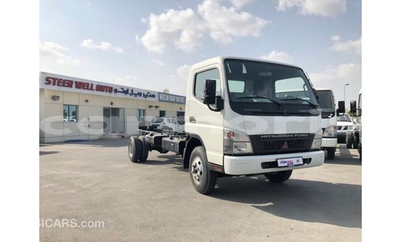 Buy Import Mitsubishi Carisma White Car in Import - Dubai in Agalega Islands Buy Import Mitsubishi Carisma White Car in Import - Dubai in Agalega Islands