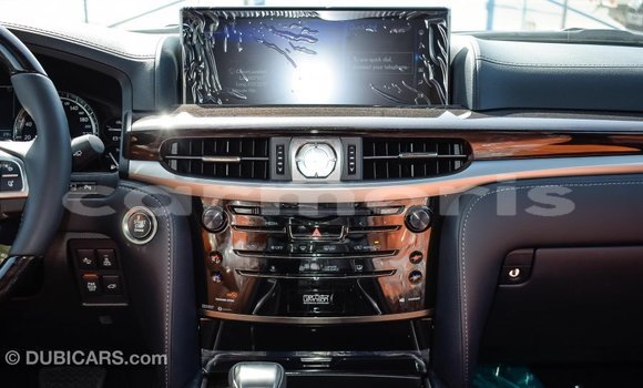 Acheter Import Voiture Lexus LX Blanc à Import - Dubai, Îles Agalega Acheter Import Voiture Lexus LX Blanc à Import - Dubai, Îles Agalega