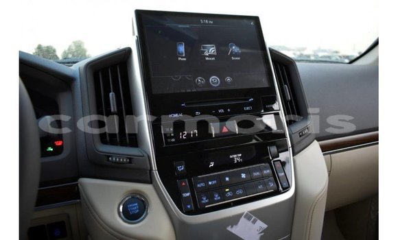 Buy Import Toyota Land Cruiser White Car in Import - Dubai in Agalega Islands Buy Import Toyota Land Cruiser White Car in Import - Dubai in Agalega Islands