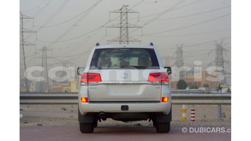 Big with watermark toyota land cruiser agalega islands import dubai 3013