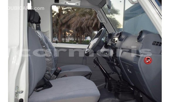 Buy Import Toyota Land Cruiser White Car in Import - Dubai in Agalega Islands Buy Import Toyota Land Cruiser White Car in Import - Dubai in Agalega Islands