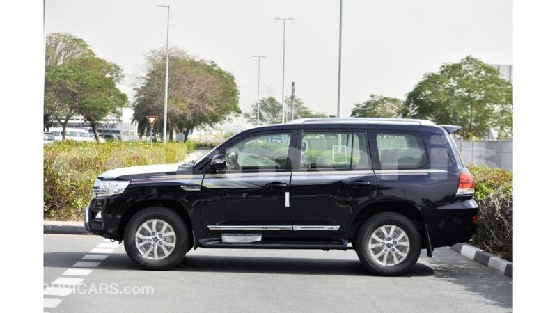Big with watermark toyota land cruiser agalega islands import dubai 3024