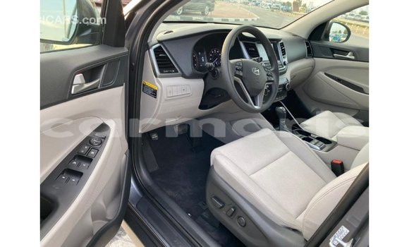 Buy Import Hyundai Tucson White Car in Import - Dubai in Agalega Islands Buy Import Hyundai Tucson White Car in Import - Dubai in Agalega Islands