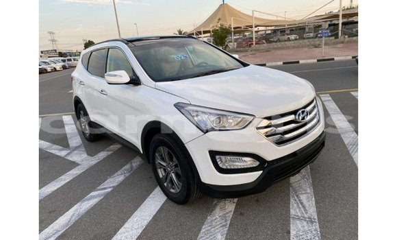 Buy Import Hyundai Santa Fe White Car in Import - Dubai in Agalega Islands Buy Import Hyundai Santa Fe White Car in Import - Dubai in Agalega Islands