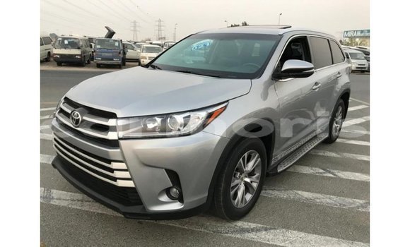Buy Import Toyota Highlander Other Car in Import - Dubai in Agalega Islands Buy Import Toyota Highlander Other Car in Import - Dubai in Agalega Islands