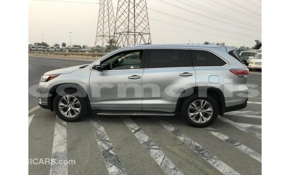 Buy Import Toyota Highlander Other Car in Import - Dubai in Agalega Islands Buy Import Toyota Highlander Other Car in Import - Dubai in Agalega Islands
