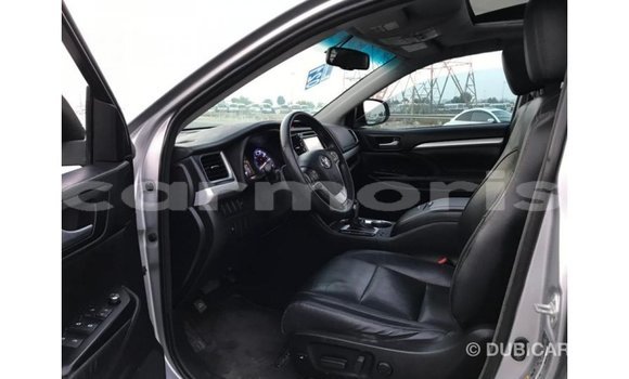 Buy Import Toyota Highlander Other Car in Import - Dubai in Agalega Islands Buy Import Toyota Highlander Other Car in Import - Dubai in Agalega Islands