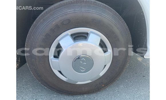 Buy Import Hyundai Accent White Car in Import - Dubai in Agalega Islands Buy Import Hyundai Accent White Car in Import - Dubai in Agalega Islands