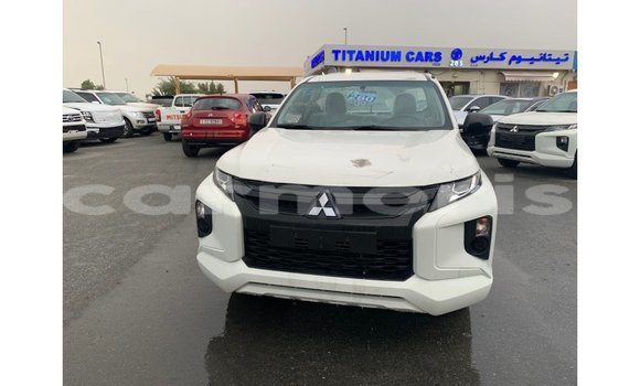 Buy Import Mitsubishi L200 White Car in Import - Dubai in Agalega Islands Buy Import Mitsubishi L200 White Car in Import - Dubai in Agalega Islands