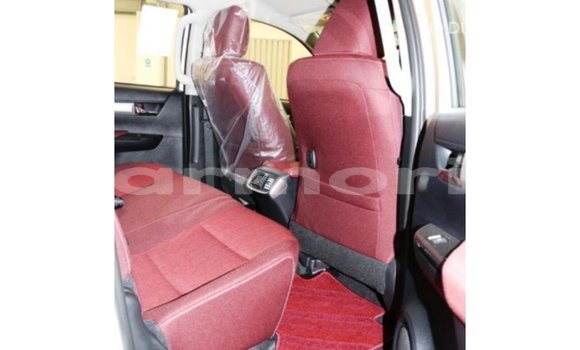 Buy Import Toyota Hilux White Car in Import - Dubai in Agalega Islands Buy Import Toyota Hilux White Car in Import - Dubai in Agalega Islands