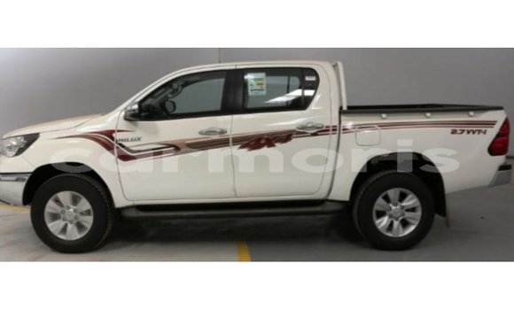 Buy Import Toyota Hilux White Car in Import - Dubai in Agalega Islands Buy Import Toyota Hilux White Car in Import - Dubai in Agalega Islands
