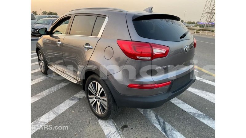 Big with watermark kia sportage agalega islands import dubai 3070