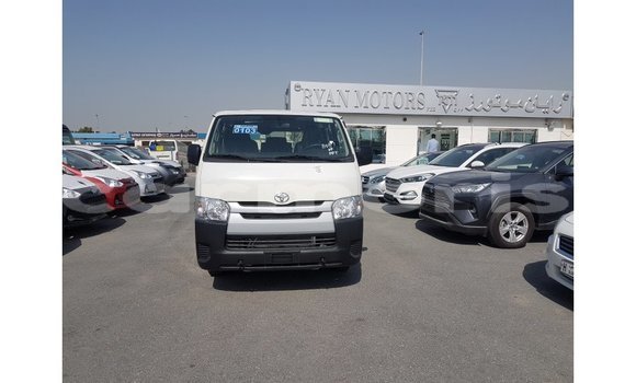 Buy Import Toyota DA White Truck in Import - Dubai in Agalega Islands Buy Import Toyota DA White Truck in Import - Dubai in Agalega Islands