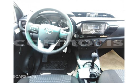 Buy Import Toyota Hilux White Car in Import - Dubai in Agalega Islands Buy Import Toyota Hilux White Car in Import - Dubai in Agalega Islands