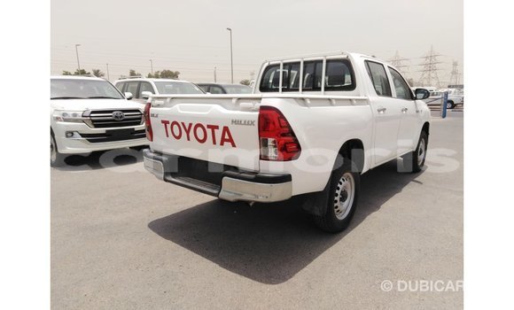Buy Import Toyota Hilux White Car in Import - Dubai in Agalega Islands Buy Import Toyota Hilux White Car in Import - Dubai in Agalega Islands
