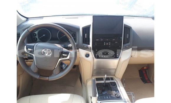 Buy Import Toyota Land Cruiser Other Car in Import - Dubai in Agalega Islands Buy Import Toyota Land Cruiser Other Car in Import - Dubai in Agalega Islands