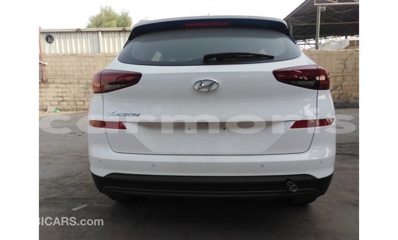 Buy Import Hyundai Tucson White Car in Import - Dubai in Agalega Islands Buy Import Hyundai Tucson White Car in Import - Dubai in Agalega Islands