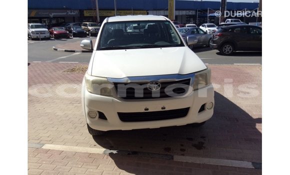 Buy Import Toyota Hilux White Car in Import - Dubai in Agalega Islands Buy Import Toyota Hilux White Car in Import - Dubai in Agalega Islands