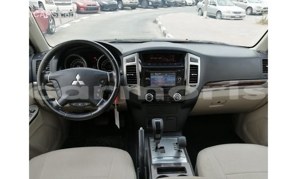 Buy Import Mitsubishi Pajero Black Car in Import - Dubai in Agalega Islands Buy Import Mitsubishi Pajero Black Car in Import - Dubai in Agalega Islands