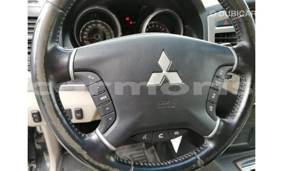 Buy Import Mitsubishi Pajero Black Car in Import - Dubai in Agalega Islands Buy Import Mitsubishi Pajero Black Car in Import - Dubai in Agalega Islands