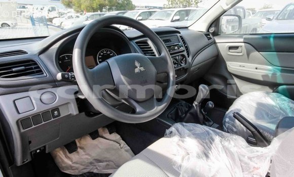 Buy Import Mitsubishi L200 White Car in Import - Dubai in Agalega Islands Buy Import Mitsubishi L200 White Car in Import - Dubai in Agalega Islands