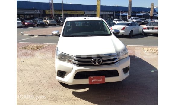 Buy Import Toyota Hilux White Car in Import - Dubai in Agalega Islands Buy Import Toyota Hilux White Car in Import - Dubai in Agalega Islands