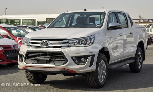 Buy Import Toyota Hilux White Car in Import - Dubai in Agalega Islands Buy Import Toyota Hilux White Car in Import - Dubai in Agalega Islands