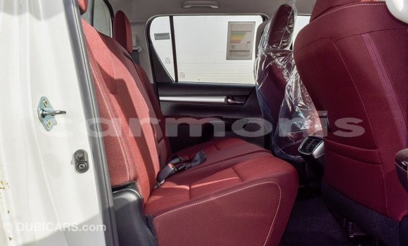 Buy Import Toyota Hilux White Car in Import - Dubai in Agalega Islands Buy Import Toyota Hilux White Car in Import - Dubai in Agalega Islands