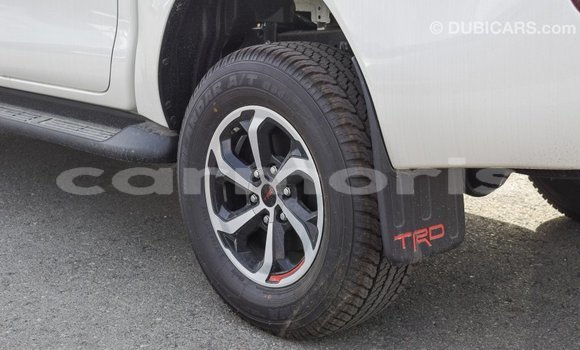 Buy Import Toyota Hilux White Car in Import - Dubai in Agalega Islands Buy Import Toyota Hilux White Car in Import - Dubai in Agalega Islands