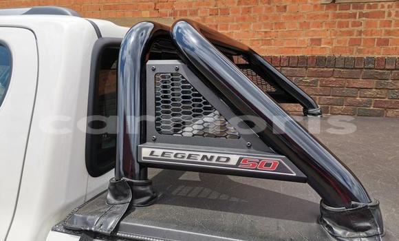 Buy Used Toyota Hilux White Car in Port Louis in Port Louis District Buy Used Toyota Hilux White Car in Port Louis in Port Louis District