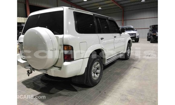 Buy Import Nissan Patrol White Car in Import - Dubai in Agalega Islands Buy Import Nissan Patrol White Car in Import - Dubai in Agalega Islands