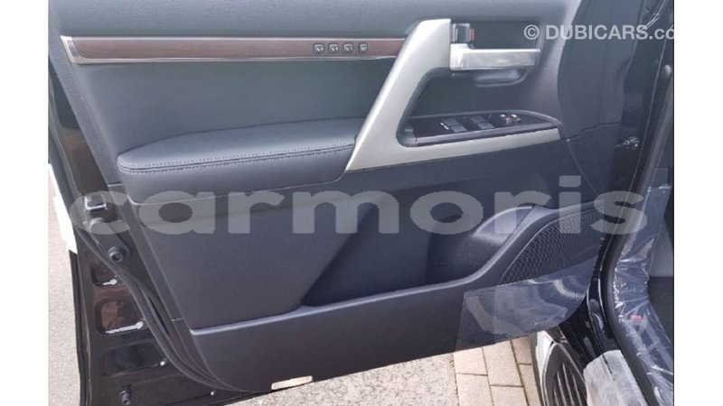 Big with watermark toyota land cruiser agalega islands import dubai 3156