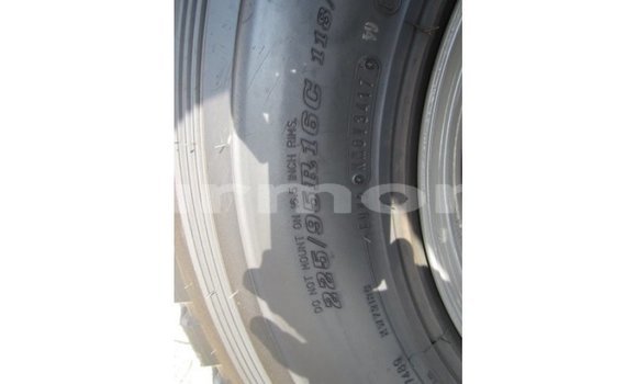 Acheter Import Voiture Toyota Land Cruiser Blanc à Import - Dubai, Îles Agalega Acheter Import Voiture Toyota Land Cruiser Blanc à Import - Dubai, Îles Agalega