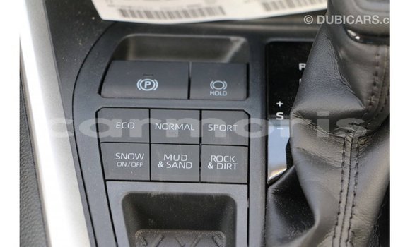 Buy Import Toyota HiAce White Truck in Import - Dubai in Agalega Islands Buy Import Toyota HiAce White Truck in Import - Dubai in Agalega Islands