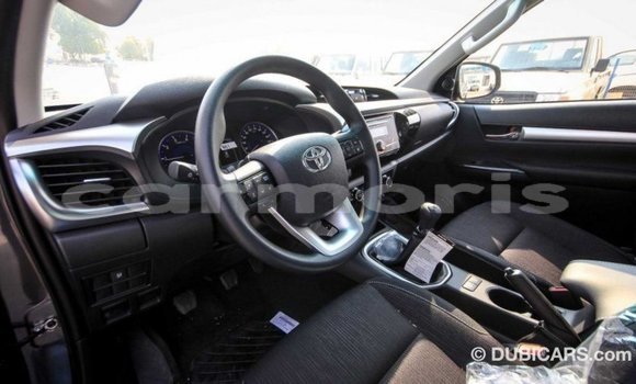 Acheter Import Voiture Toyota Hilux Noir à Import - Dubai, Îles Agalega Acheter Import Voiture Toyota Hilux Noir à Import - Dubai, Îles Agalega
