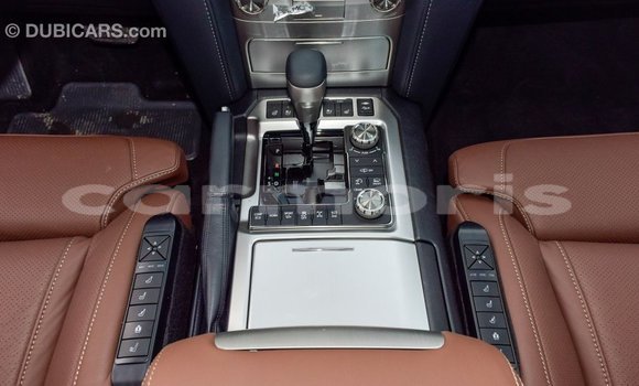 Acheter Import Voiture Toyota Land Cruiser Noir à Import - Dubai, Îles Agalega Acheter Import Voiture Toyota Land Cruiser Noir à Import - Dubai, Îles Agalega